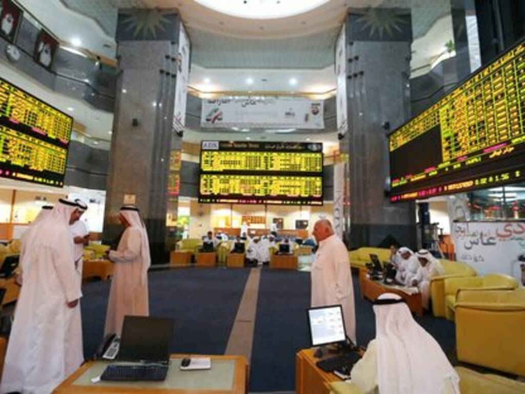 أسهم الإمارات تفقد 36.2 مليار درهم من قيمتها السوقية بختام تعاملات الاثنين