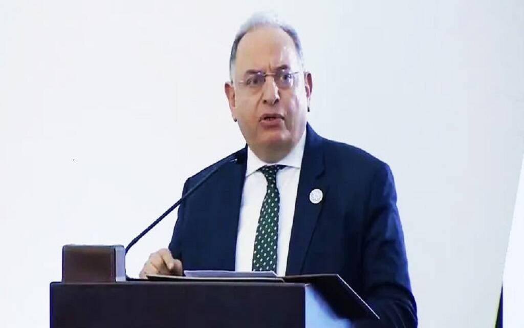 سوريا تلغي ترخيص "أبوغزالة" وتحذر المستثمرين من التعاقد مع مجموعته