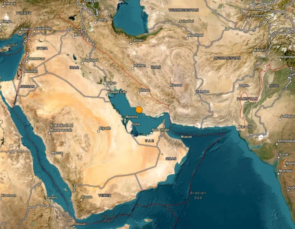 زلزال بقوة 5 درجات يضرب جنوب إيران