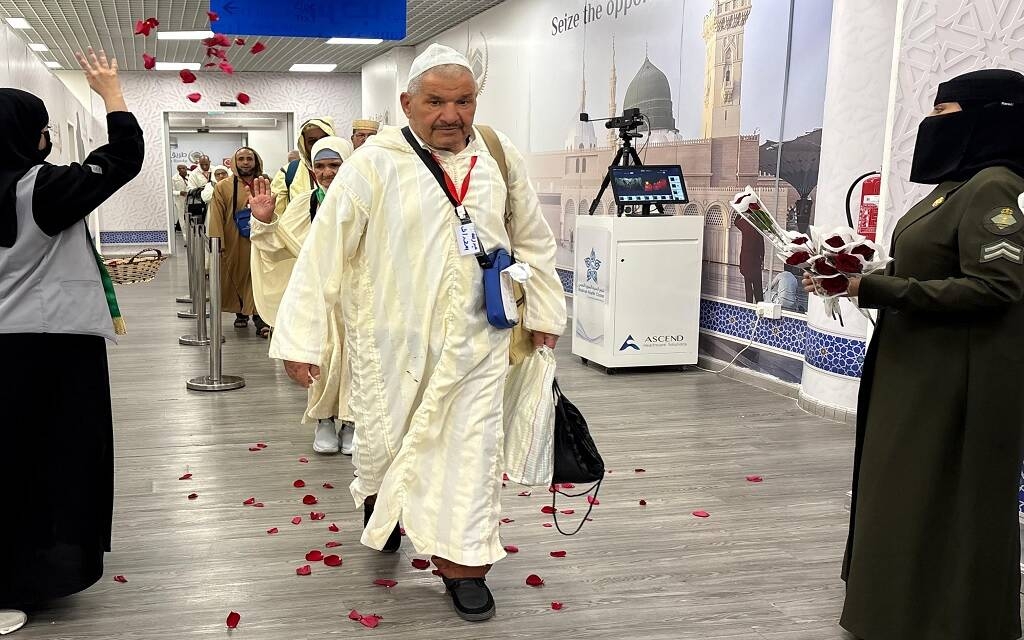 الجوازات: وصول 961.9 ألف حاج من خارج المملكة عبر المنافذ الدولية