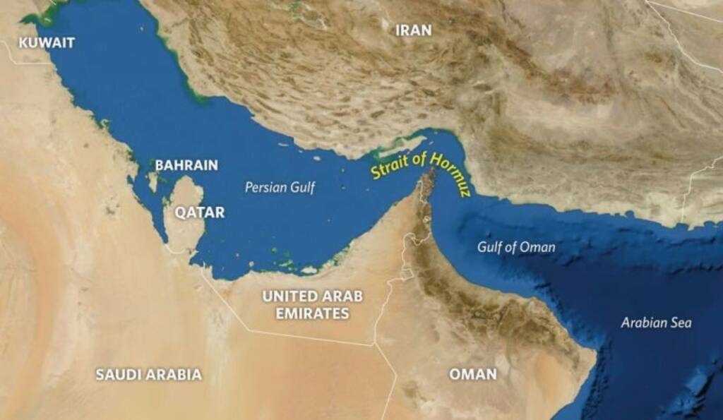 ضرب إسرائيل لإيران يعيق مضيق هرمز.. أهم شريان نفطي بالعالم