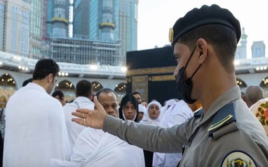 الداخلية تحذّر من حملات الحج الوهمية والمكاتب غير المرخصة والإعلانات المضللة