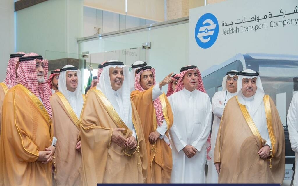 تدشين توسعة مشروع حافلات النقل العام في جدة