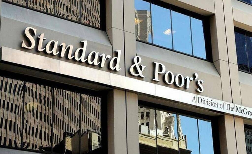 "ستاندرد آند بورز": أرباح بنوك أوروبا مهددة بتداعيات التوتر التجاري مع واشنطن