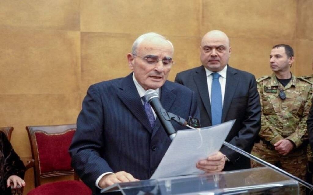 وزير الدفاع اللبناني: متابعة المفاوضات مع الجانب السوري لتثبيت التهدئة
