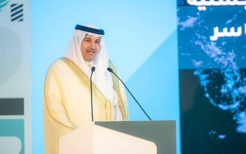 وزير النقل يعلق على طرح أول شركة طيران سعودية في سوق الأسهم