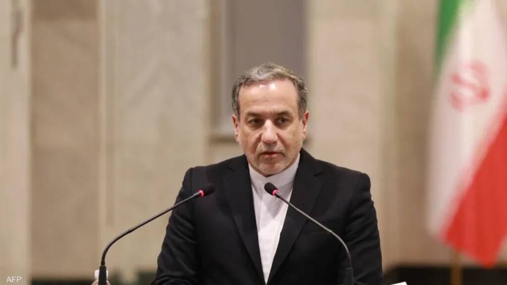وزير الخارجية الإيراني: مستعدون للدفاع عن نفسنا ضد العدوان الأمريكي