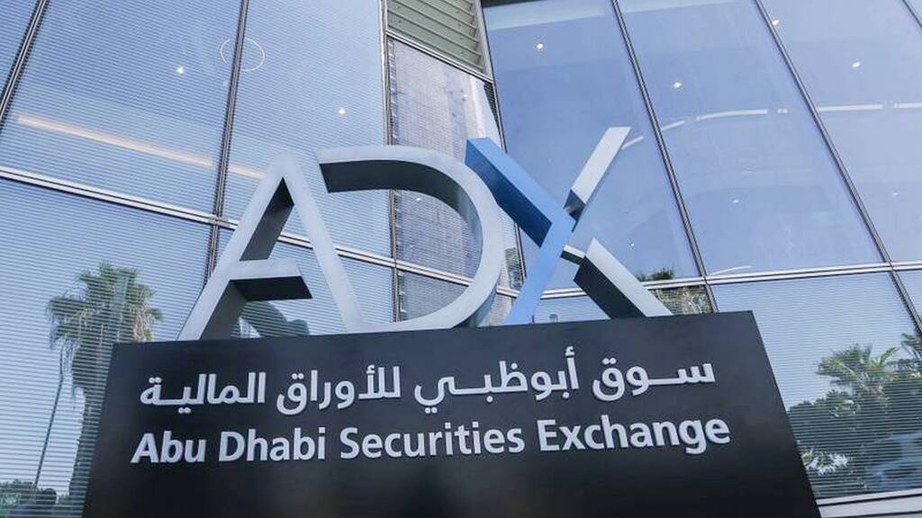 كيف كان أداء أسواق المال الإماراتية منذ تنصيب ترامب؟