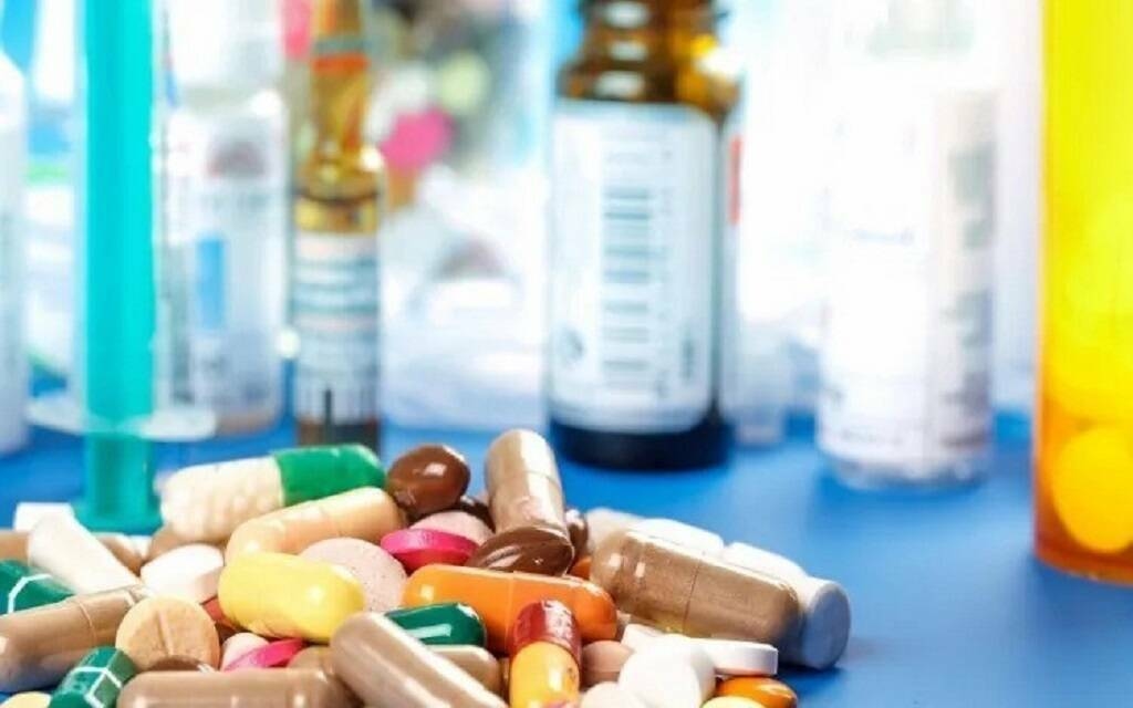 مينا فارم للأدوية تتحول للربحية خلال الربع الأول من 2025