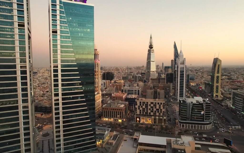 الاستثمارات الأجنبية المباشرة بالسعودية تتجاوز 265 مليار دولار بالربع الأول