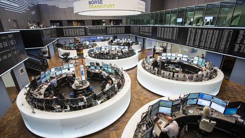 أسهم أوروبا تصعد مع ترقب المستثمرين اتفاق تجاري مع أمريكا