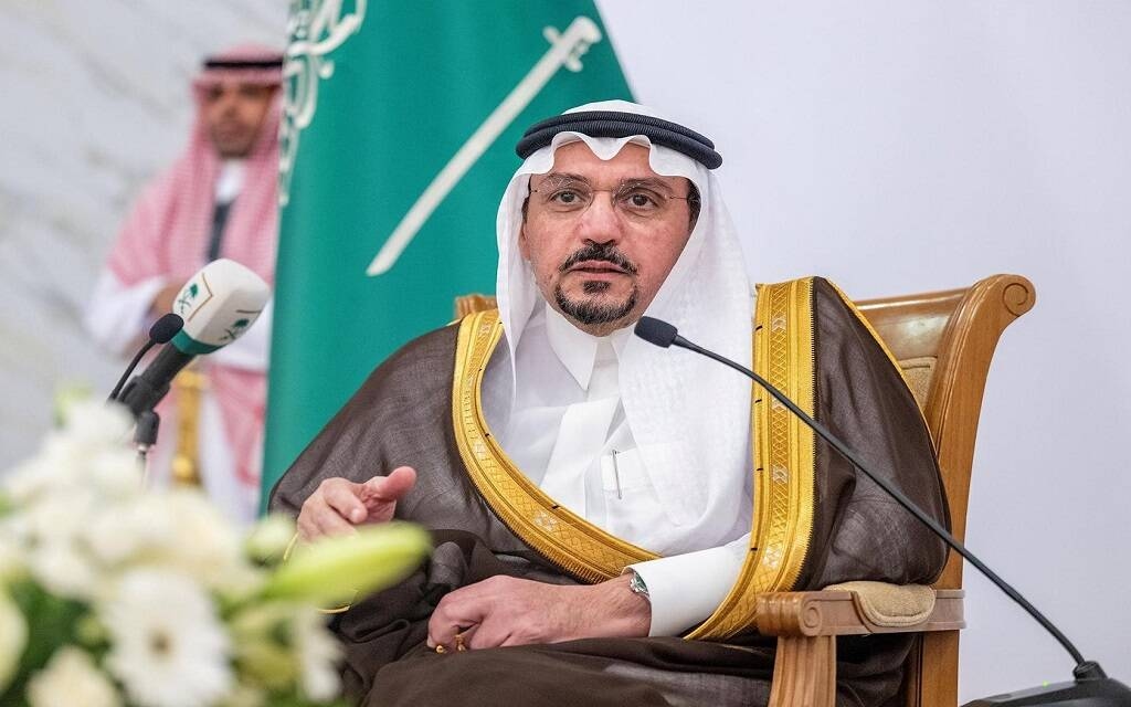 أمير القصيم يدشّن مشاريع تنموية وصحية بتكلفة تتجاوز 200 مليون ريال