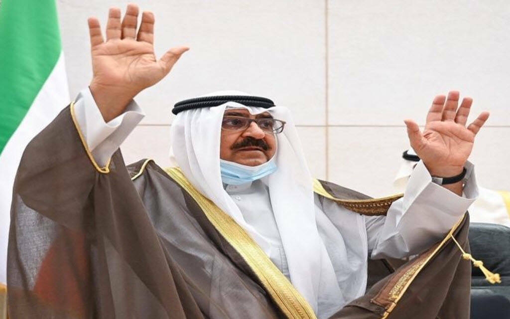 غداً.. أمير الكويت يغادر متوجهاً إلى السعودية