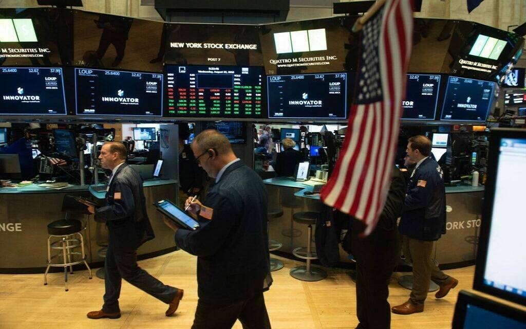 تباين أداء الأسهم الأمريكية بنهاية تعاملات الجمعة.. ولكنها تحقق مكاسب أسبوعية