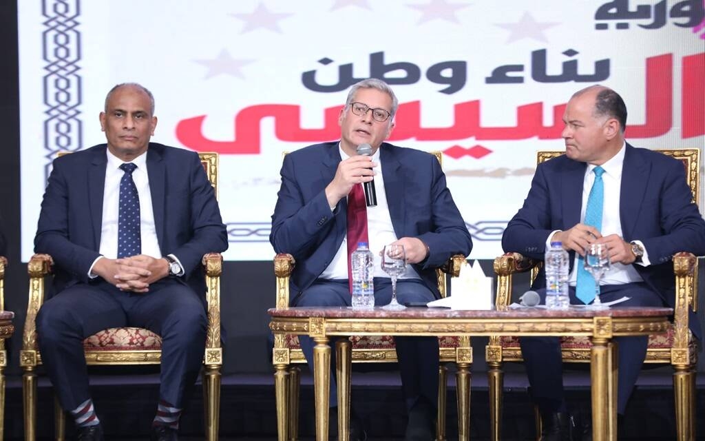 وزير: مصر توفر 1.5 مليار دولار كل 6 أشهر من فاتورة استيراد الطاقة بدءاً من يناير