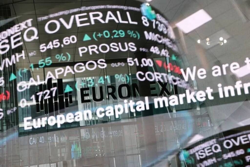 رسوم ترامب الجمركية تحجب توقعات الشركات الأوروبية