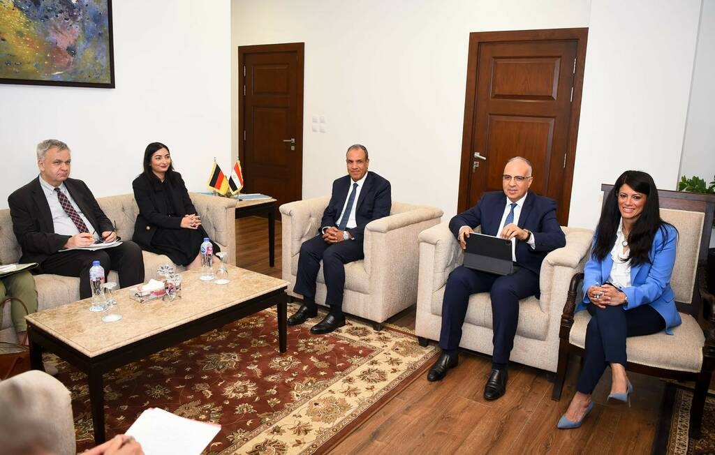 مصر وألمانيا تبحثان تعزيز التعاون في التنمية والطاقة والمياه