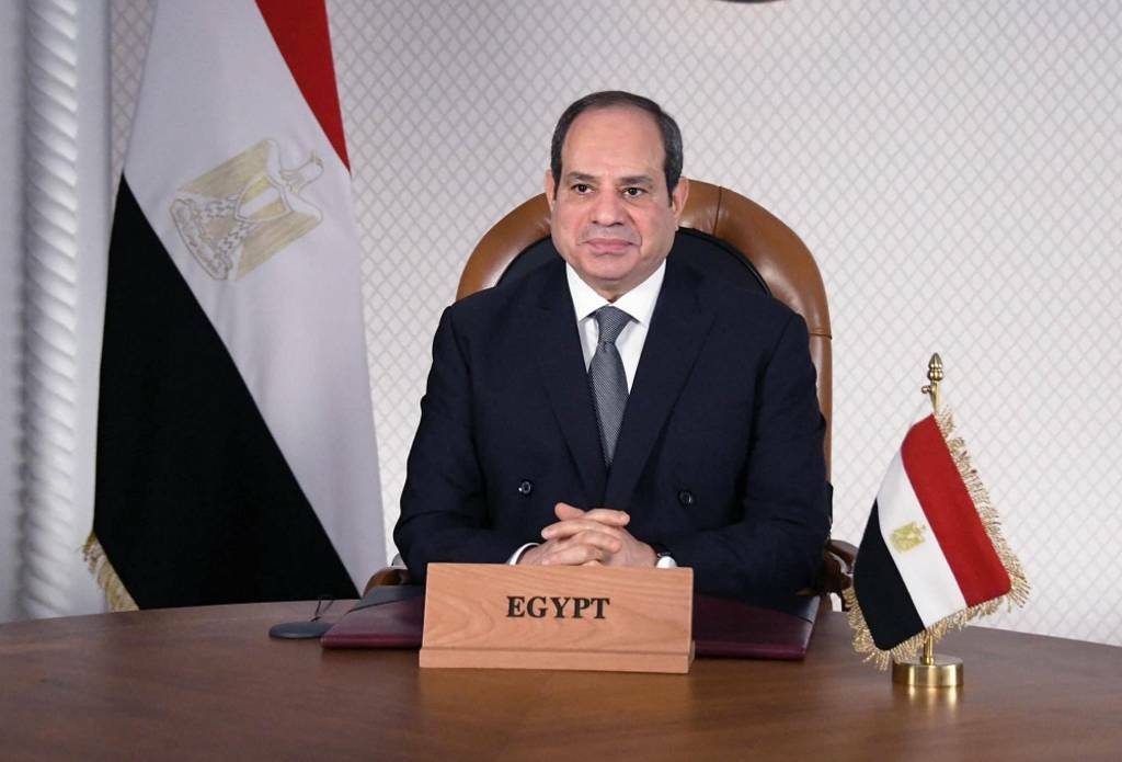 السيسي يوجه بتحويل الأشرطة الإذاعية والتلفزيونية إلى وسائط رقمية