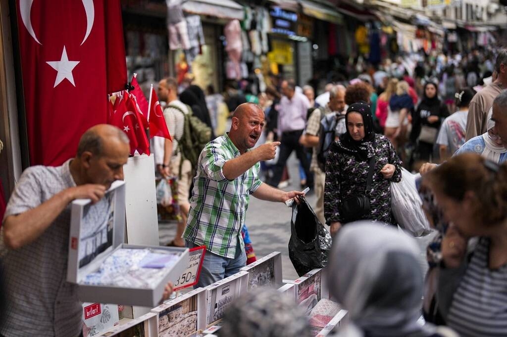 تركيا: اتساع العجز التجاري 21.7% في أبريل