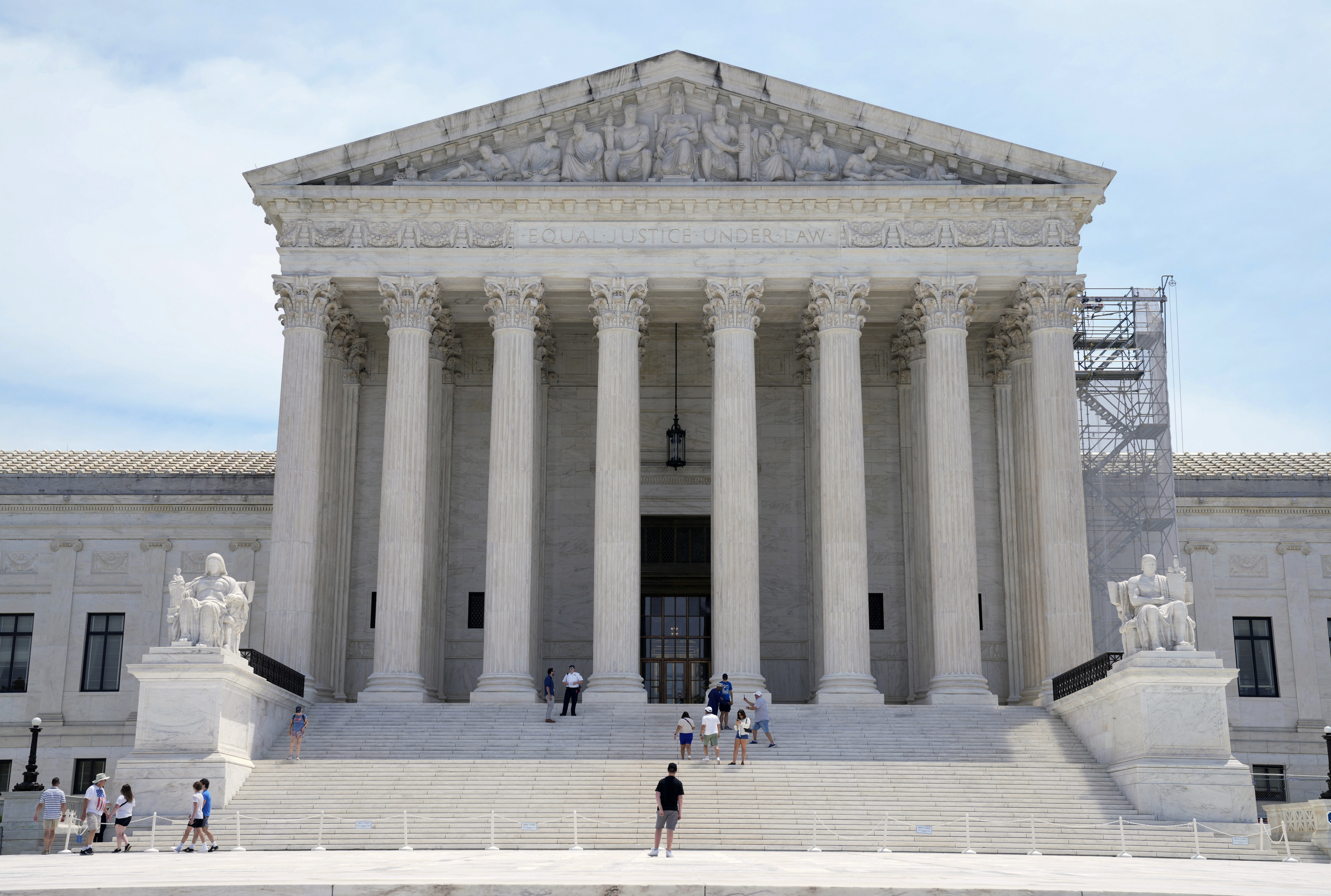 Supreme Court limits outside access to DOGE records