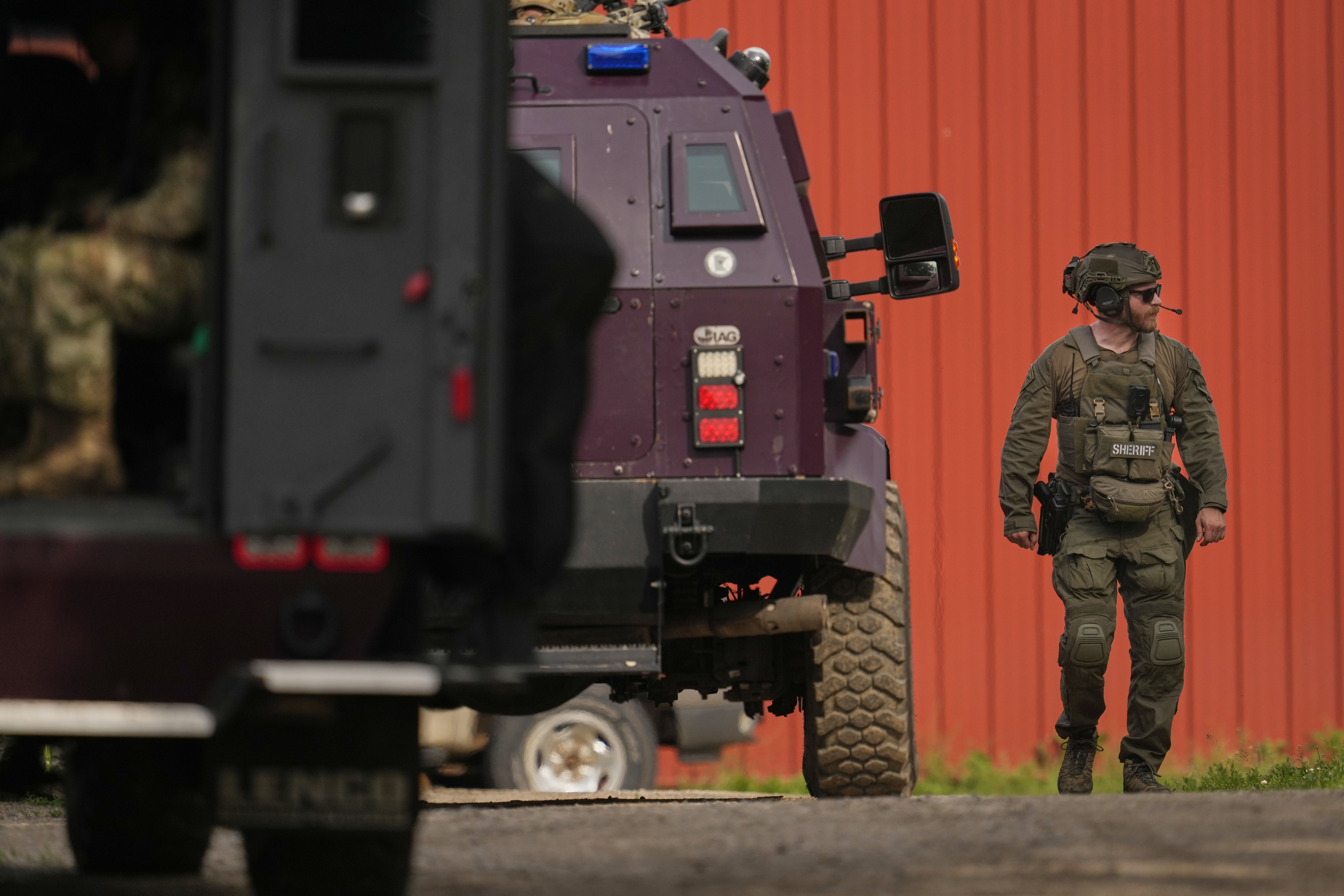 Man suspected of shooting 2 Minnesota lawmakers caught