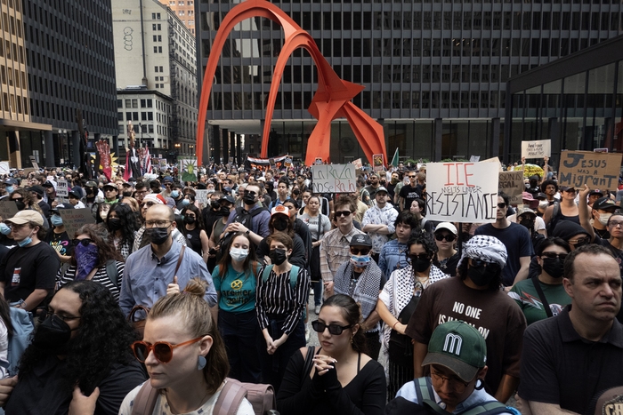 ICE protests hit Chicago