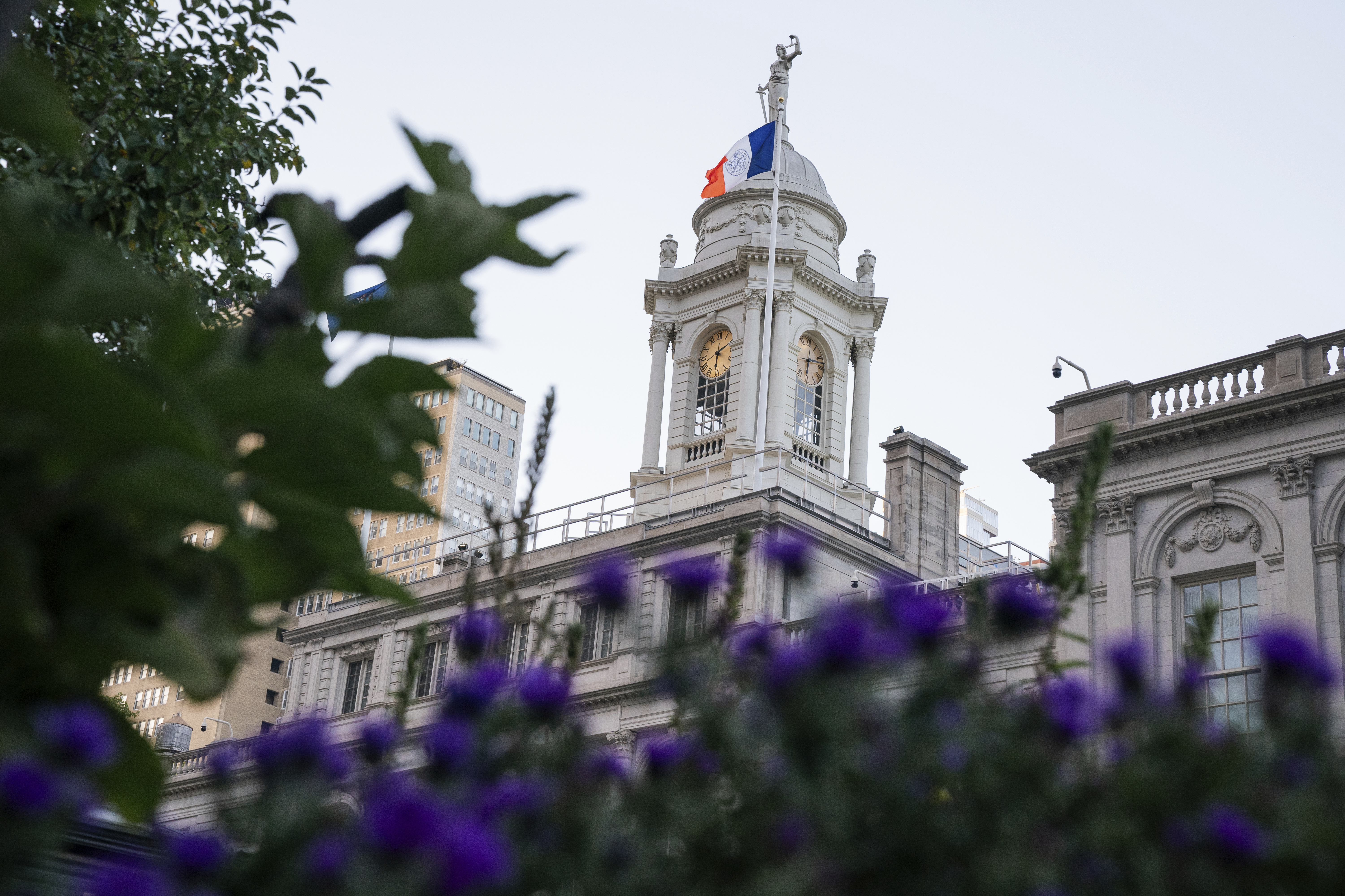 Poll shows low-profile New York City comptroller race narrowing in the home stretch