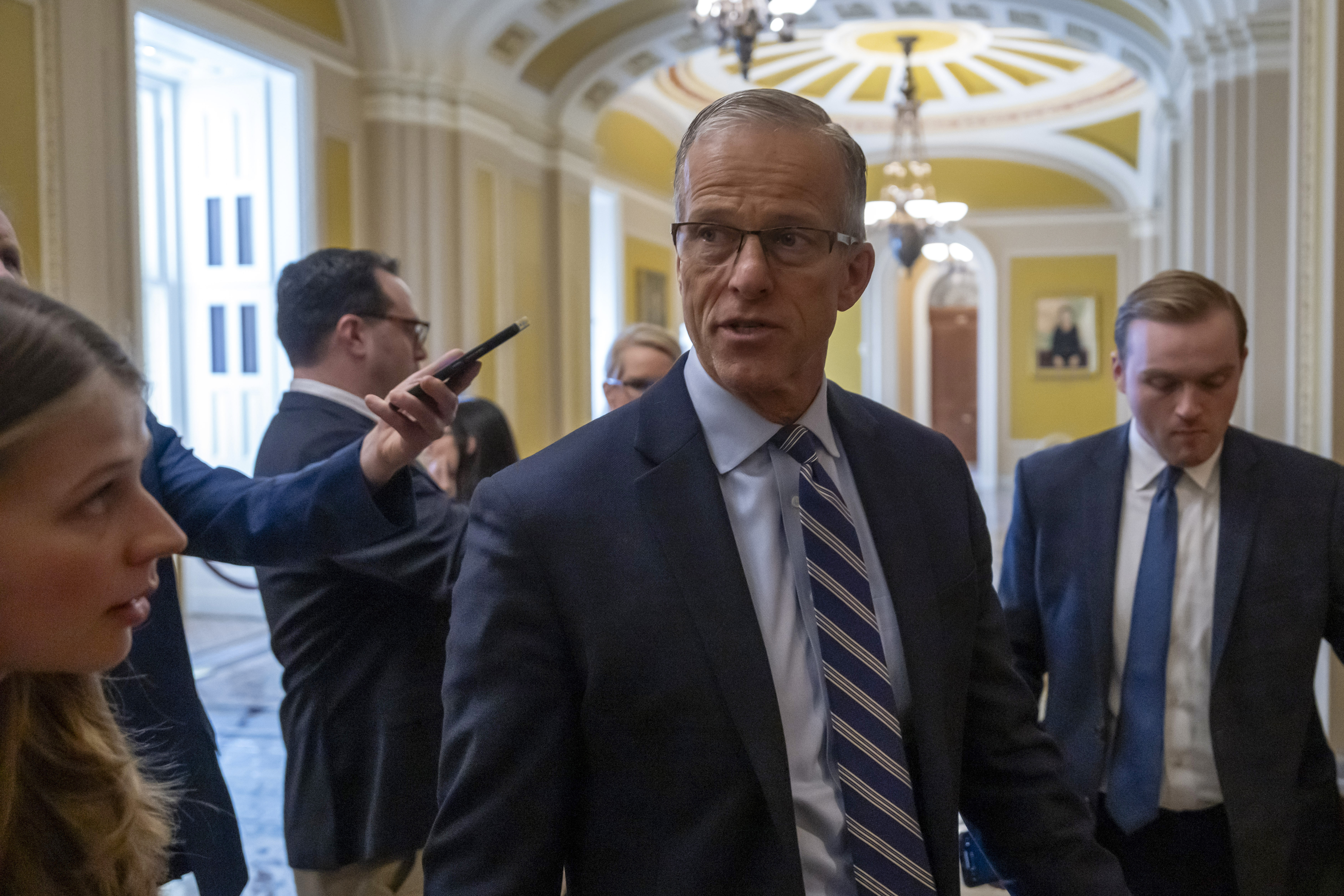 House tax plan now costs $4T, budget forecasters say