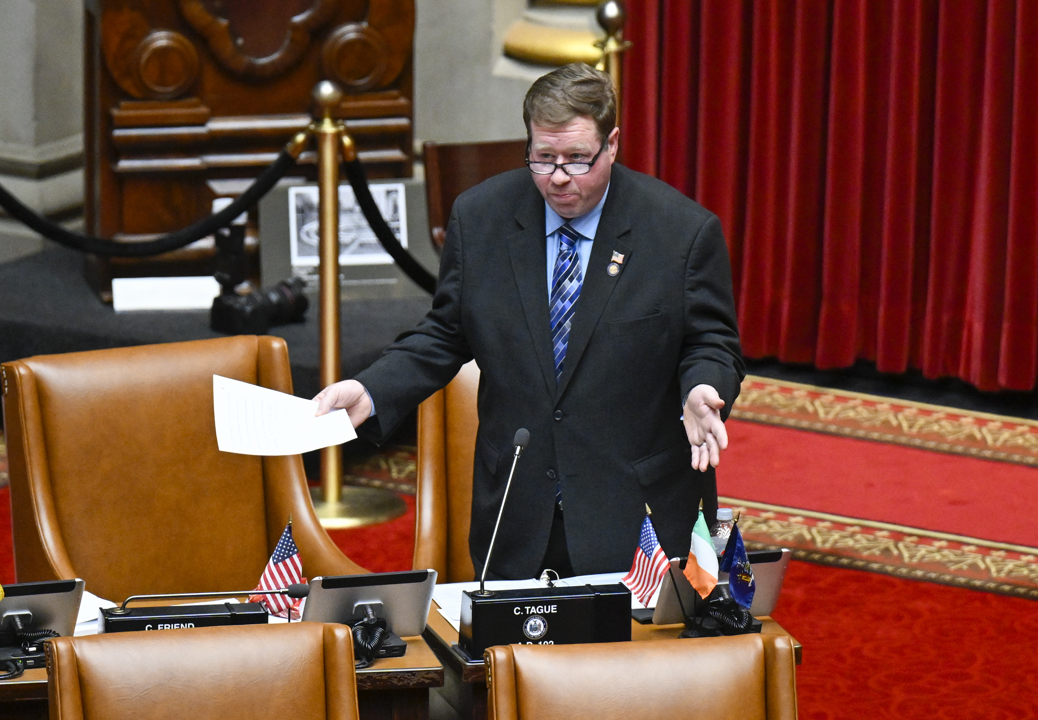 State lawmakers take final swipe at Lawler as they head home