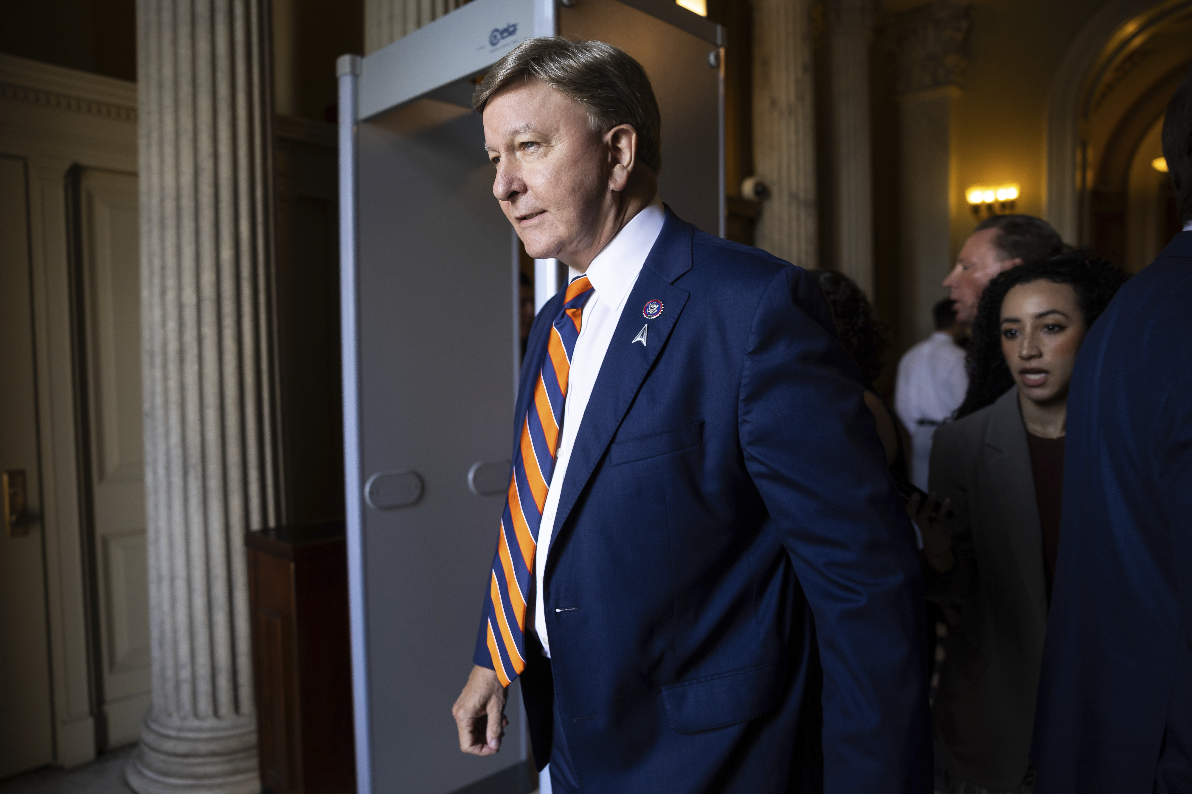 Most GOP lawmakers plan to skip Trump's big parade