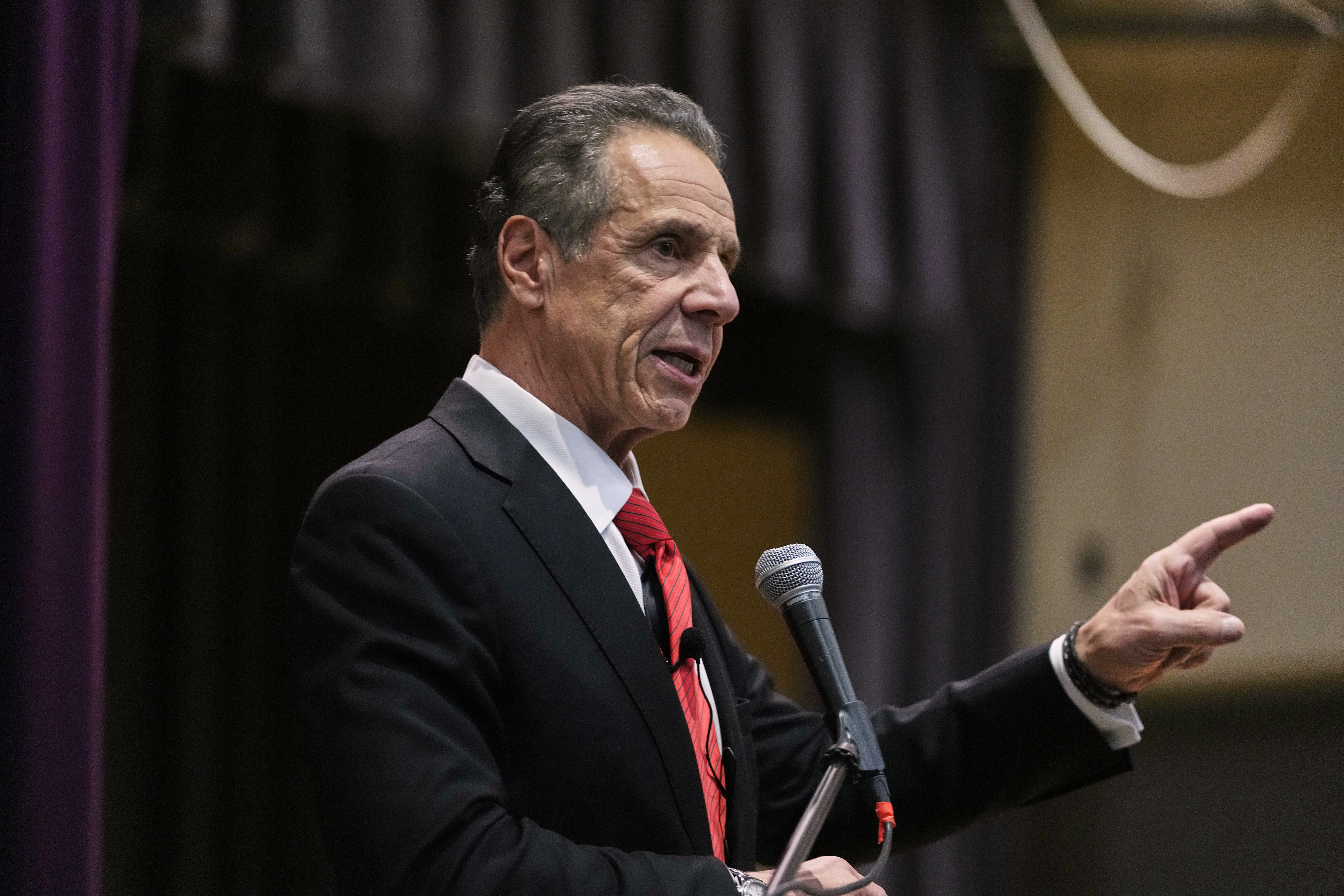 The Cuomo paradox: Unpopular, yet still leading the New York City mayor's race