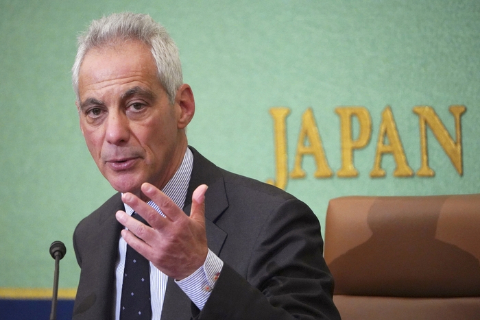 Corn farmers tip hats to Rahm Emanuel