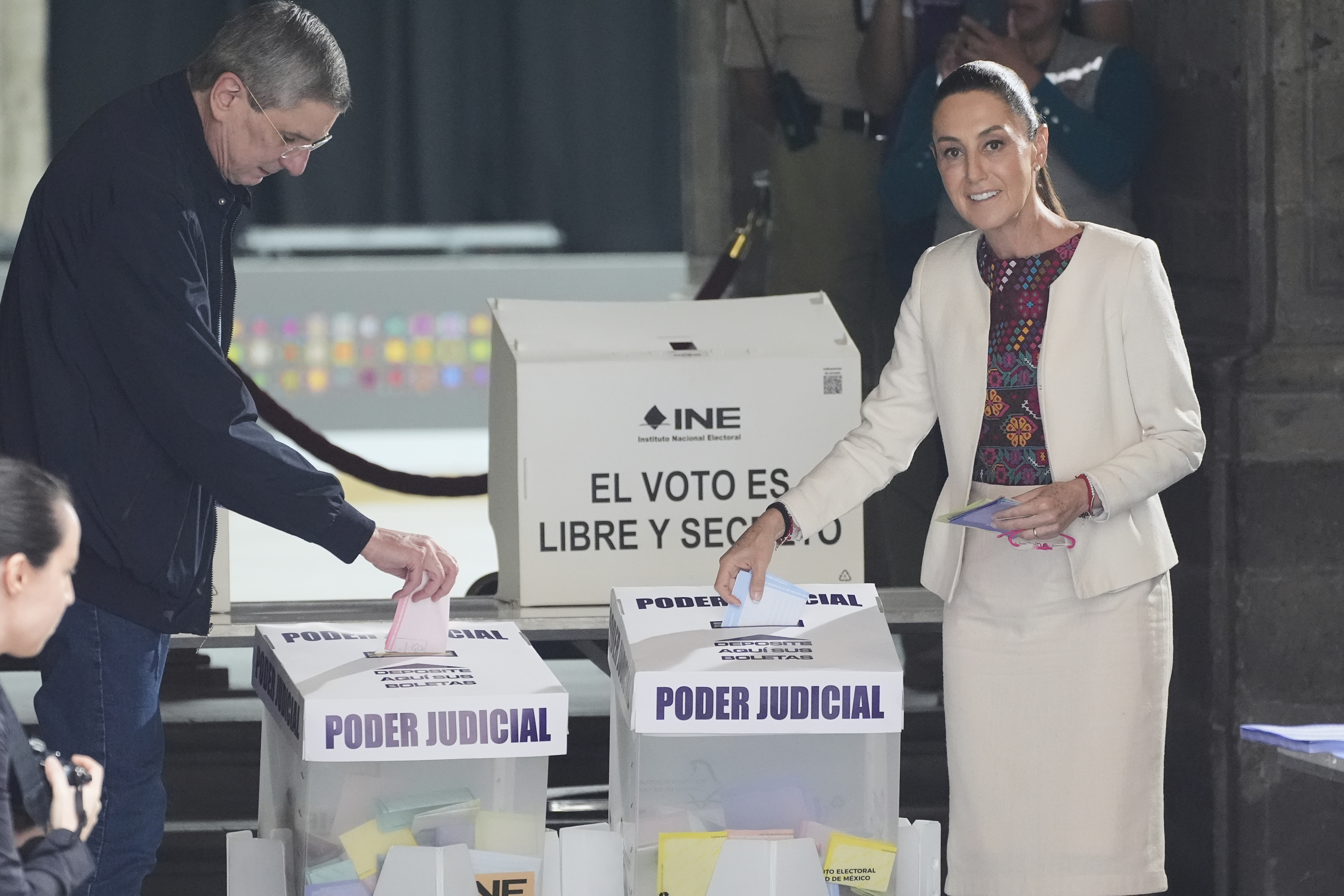 Mexico's ruling party headed toward control of newly elected Supreme Court, vote tallies show