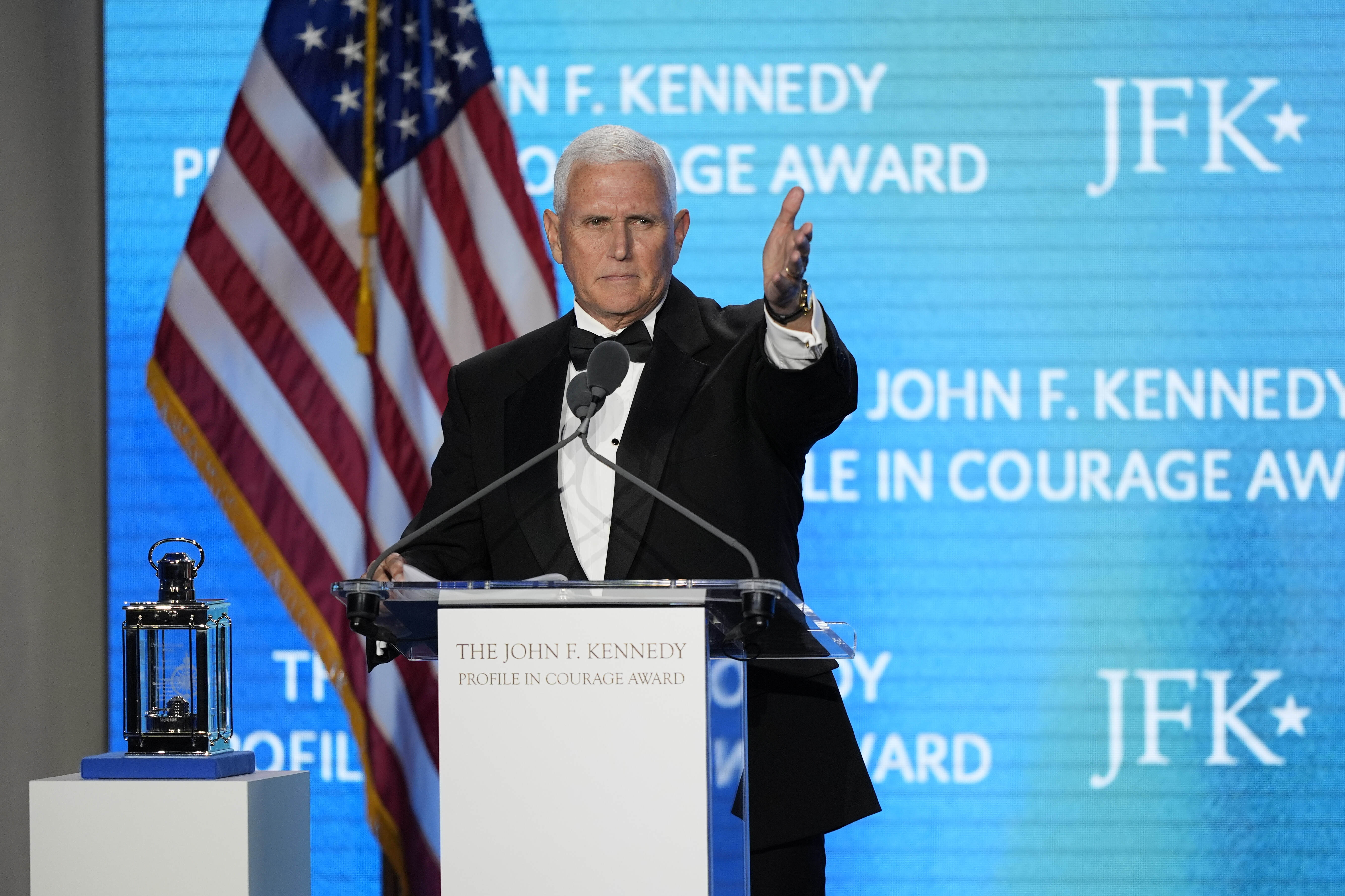 Mike Pence defends Constitution after getting Profile in Courage Award