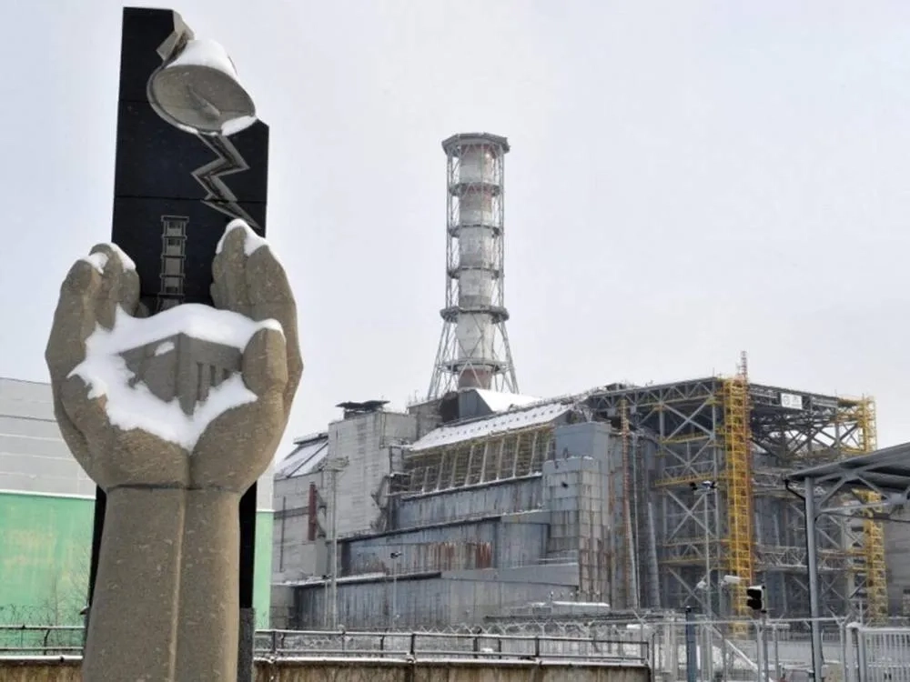Russian Drone Damages Chornobyl Nuclear Plant's Shelter, Zelenskiy Says