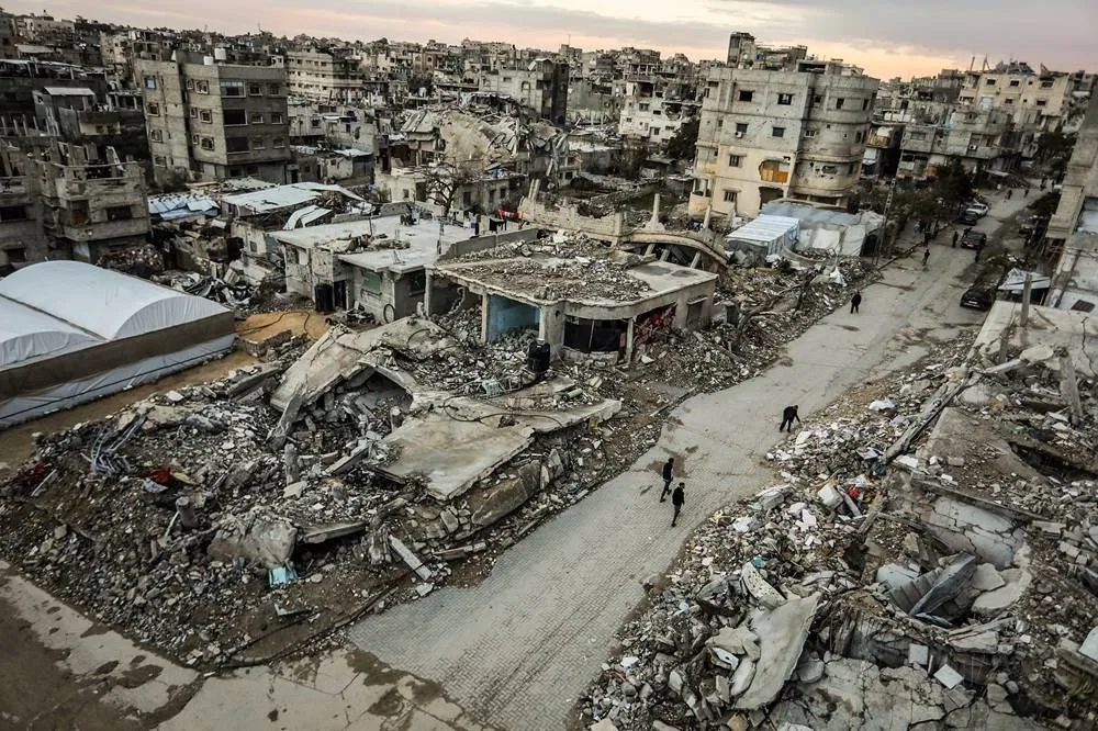 Hamas Hands over the First 2 of 6 Israeli Hostages to Be Freed in the Latest Exchange