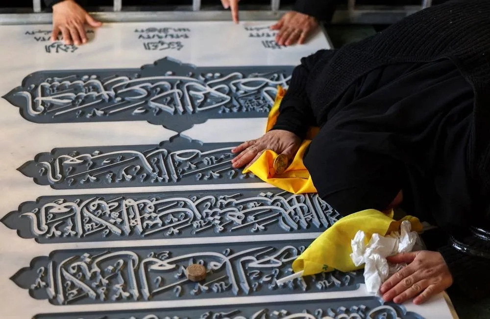 Report: Hezbollah Orders Its Fighters to Vacate Areas South of Litani