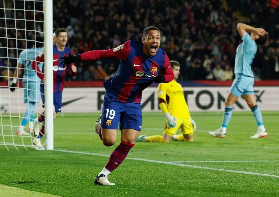 البرازيلي فيتور روكي ينتقل من برشلونة إلى بالميراس