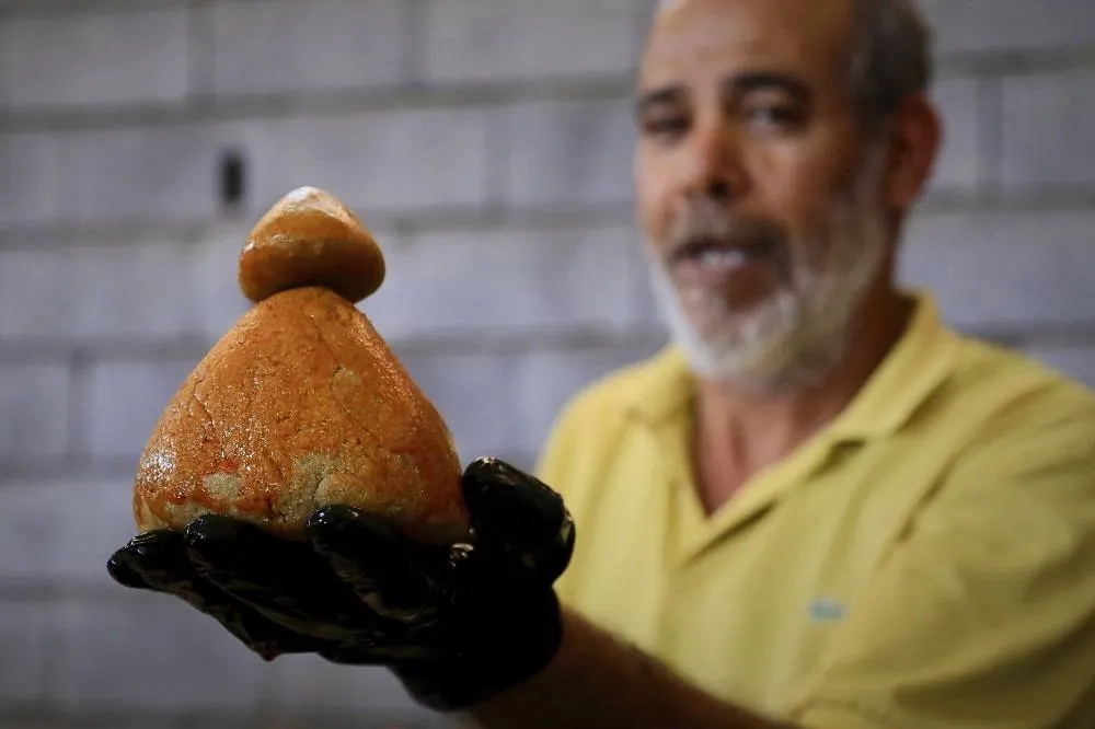 A Libyan Town Comes Together to Make a Beloved Ramadan Dish