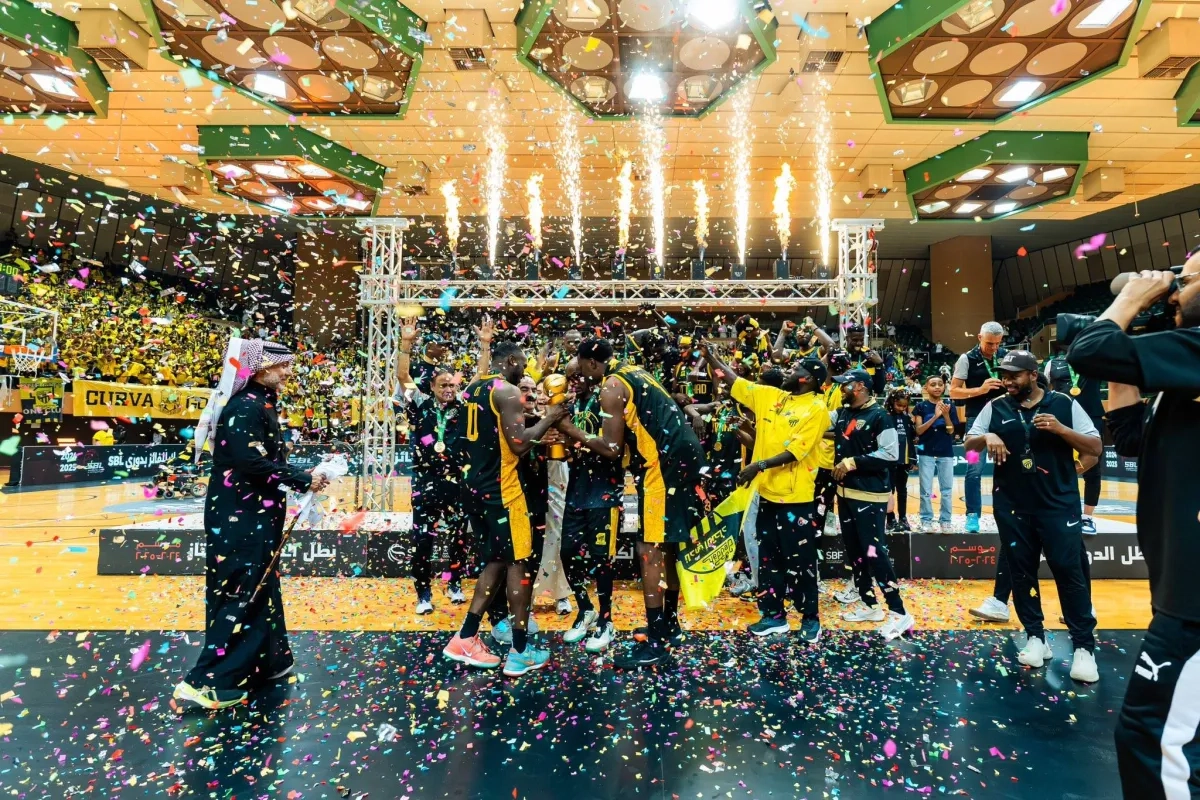 مصادر: «الأولمبية السعودية» تحقق في ملابسات تأجيل مباراة الأهلي والاتحاد