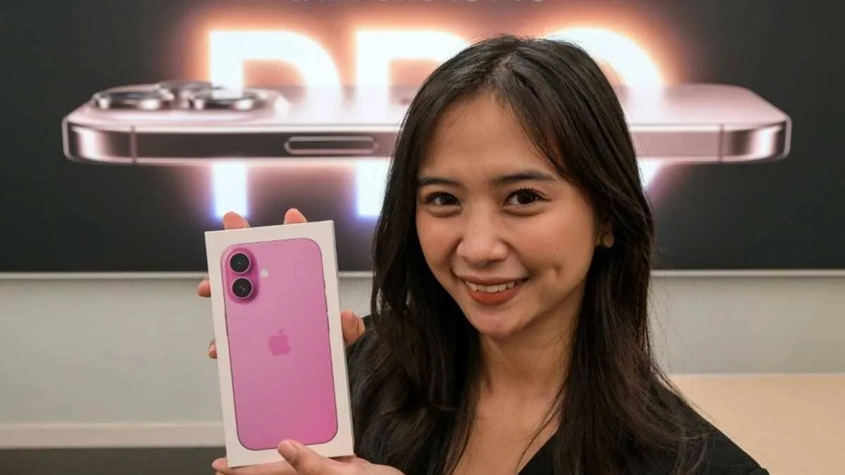 Apple's iPhone 16 Hits Indonesia Stores after Monthslong Ban