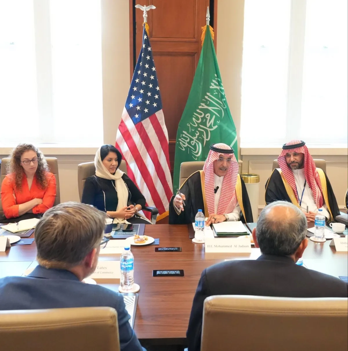الجدعان يناقش مع وزير الخزانة الأميركي دعم جهود صندوق النقد والبنك الدوليين