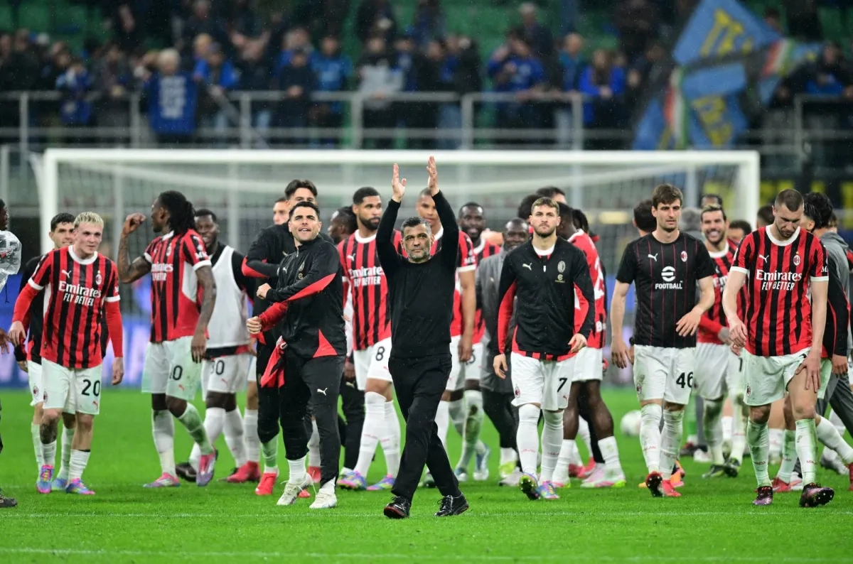 الإنتر يحول تركيزه إلى صراع الدوري بعد سقوط مذل أمام الغريم ميلان في الكأس