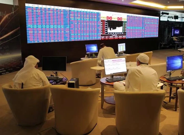 «نتائج الشركات» و«تخفيف التوترات» يرفعان بورصات الخليج... والسوق السعودية تتراجع