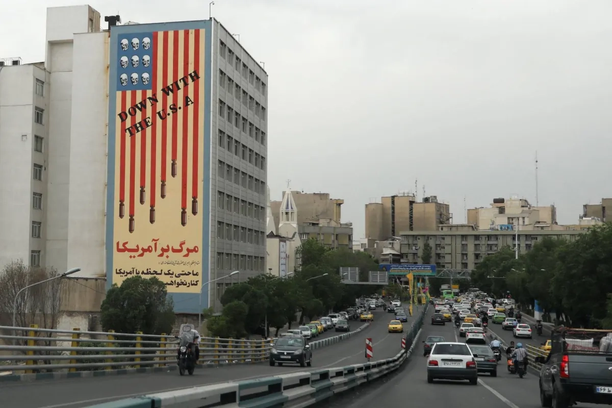 مفاوضات واشنطن وطهران إلى موعد جديد... وخطوط حمراء