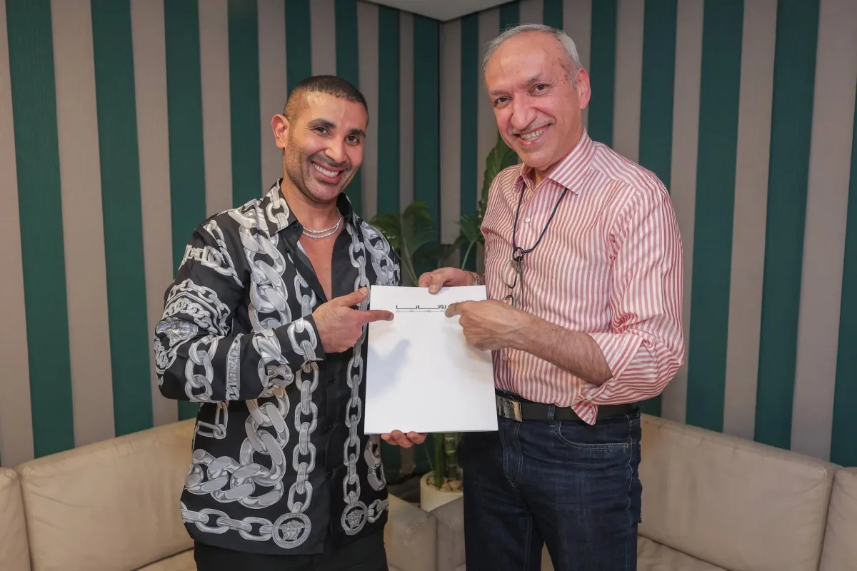 آثاريون مصريون يتهمون منظمي حفلات بتشويه الأهرامات