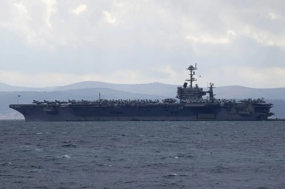 Fighter Jet Goes Overboard from USS Harry S. Truman