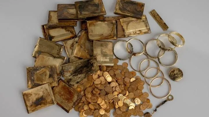 كنزٌ في قلب الغابة... 15 رطلاً من الذهب الغامض في التشيك