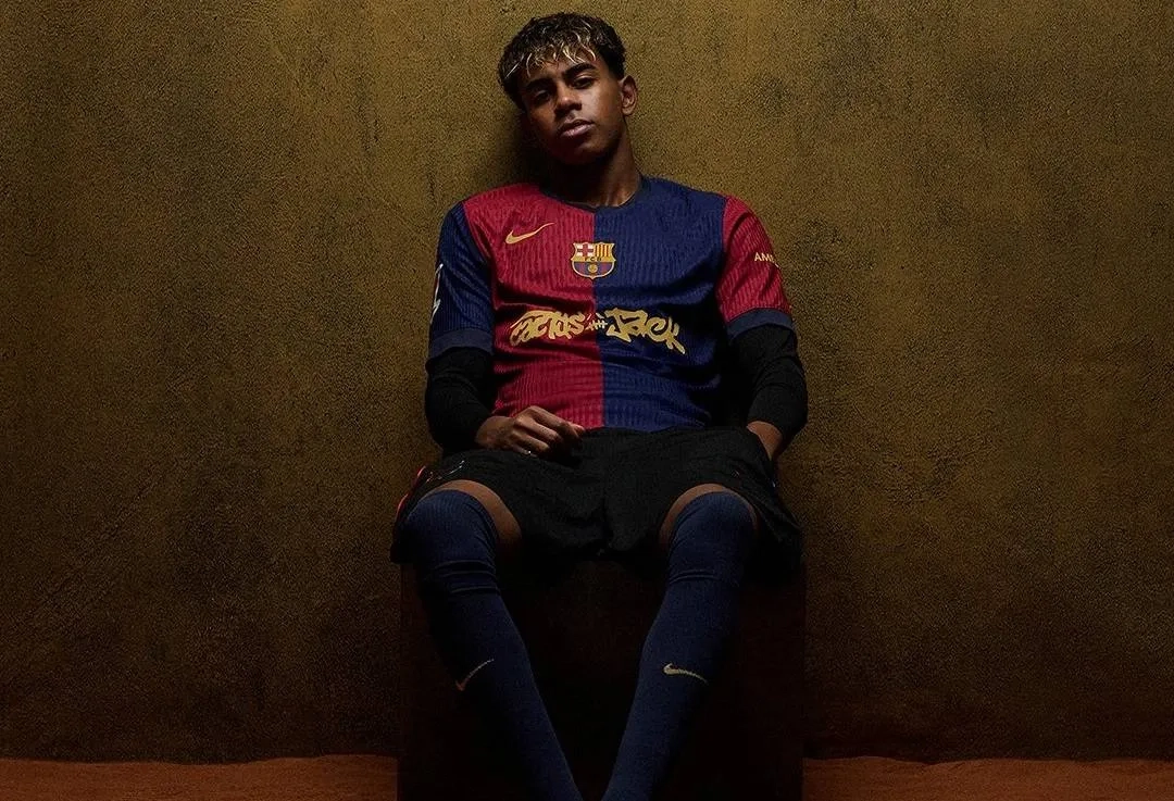 قميص كاكتوس جاك «البرشلوني» يشعل أجواء كاتالونيا قبل الكلاسيكو