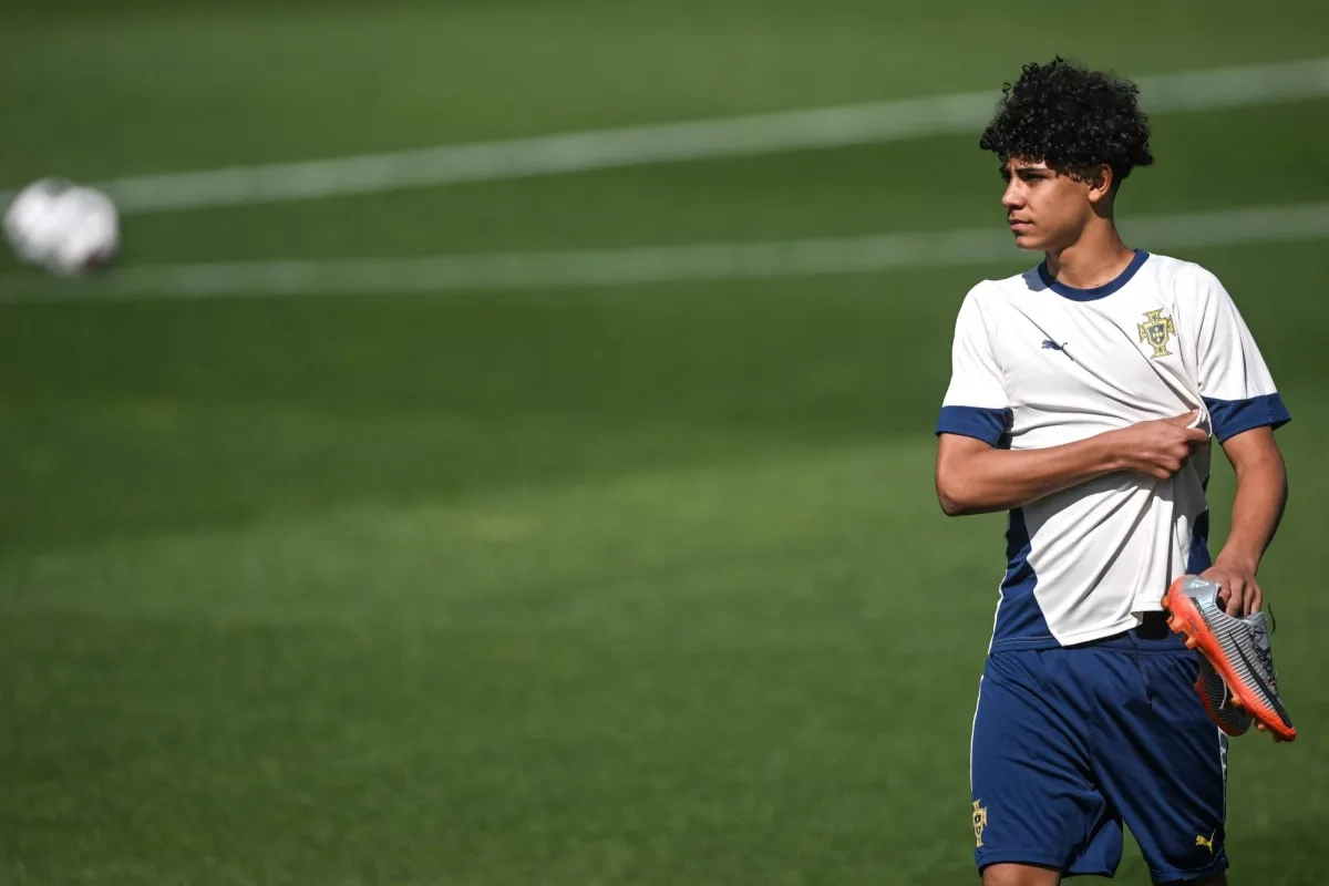 كريستيانو جونيور يظهر لأول مرة بقميص منتخب البرتغال